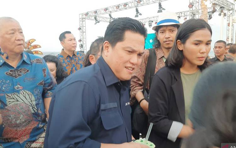 Menteri BUMN Minta Bulog Kendalikan Harga Beras