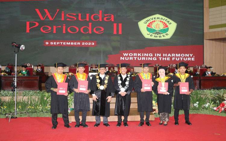 Tujuh WNA Ikuti Wisuda di Universitas Jember