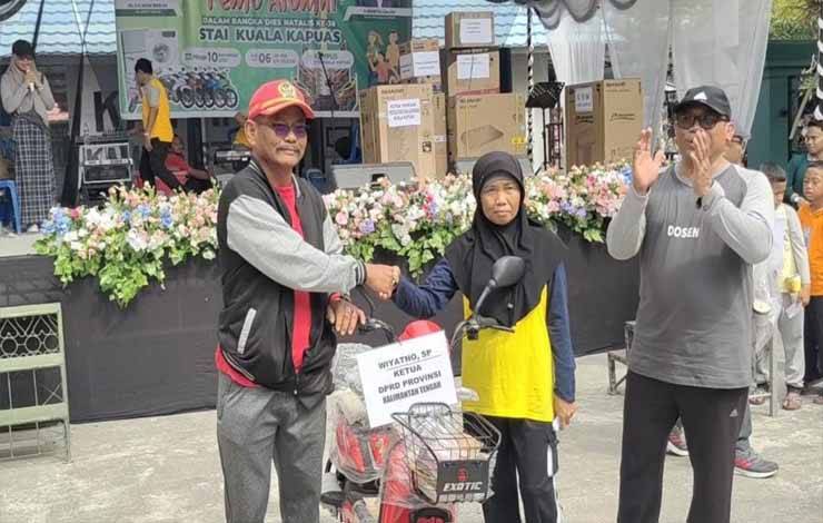 Legislator Ini Apresiasi Kegiatan Jalan Santai Meriahkan Dies Natalis ke-38 STAI Kapuas