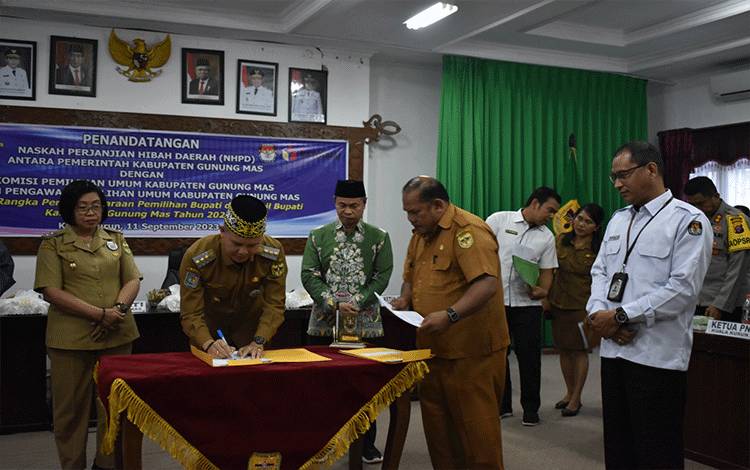 Bupati Gunung Mas Beberkan Rincian Dana Hibah Pilkada