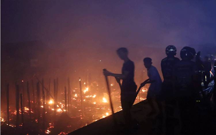 Hendak Salat Tolak Bala malah Melihat Api Membumbung Tinggi