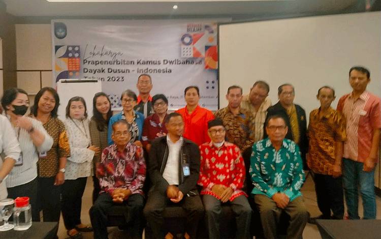 Balai Bahasa Gelar Lokakarya Prapenerbitan Kamus Dwibahasa Dayak Dusun-Indonesia