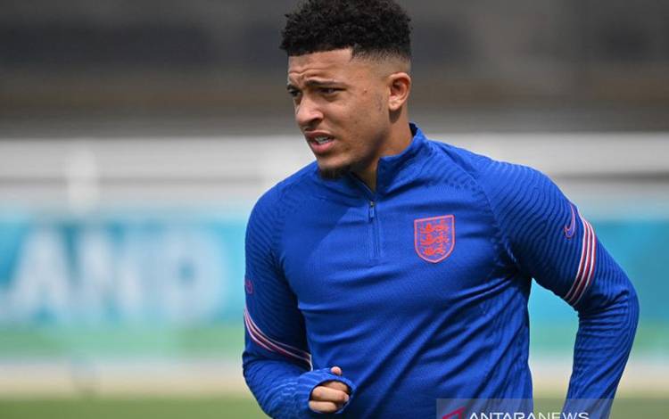 Jadon Sancho Dihukum Latihan Sendirian oleh Manchester United
