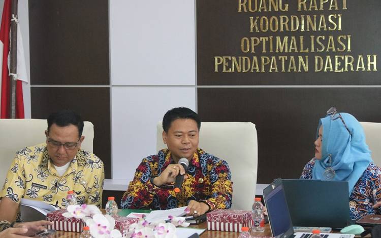 Bapenda Kalteng Terima Kunjungan Komisi Informasi  ?