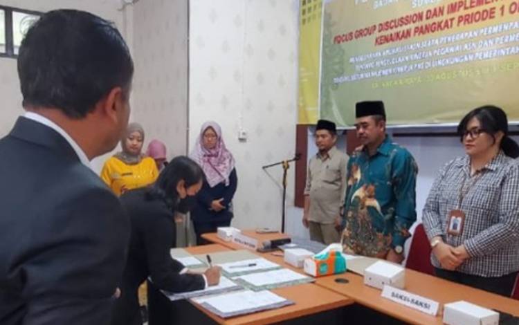 BKPSDM Palangka Raya Lantik 5 Analis SDM Aparatur