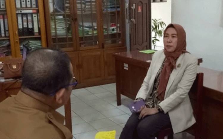 Anggota DPRD Kapuas ini Sampaikan Aspirsi Petani Desa Tajepan Kepada Dinas Pertanian