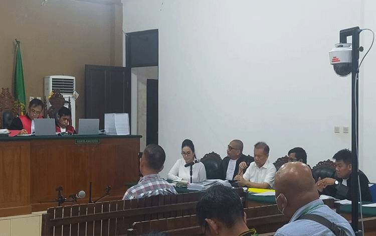Sekda Kapuas Jadi Saksi Sidang Terdakwa Ben Brahim dan Ari Egahni?