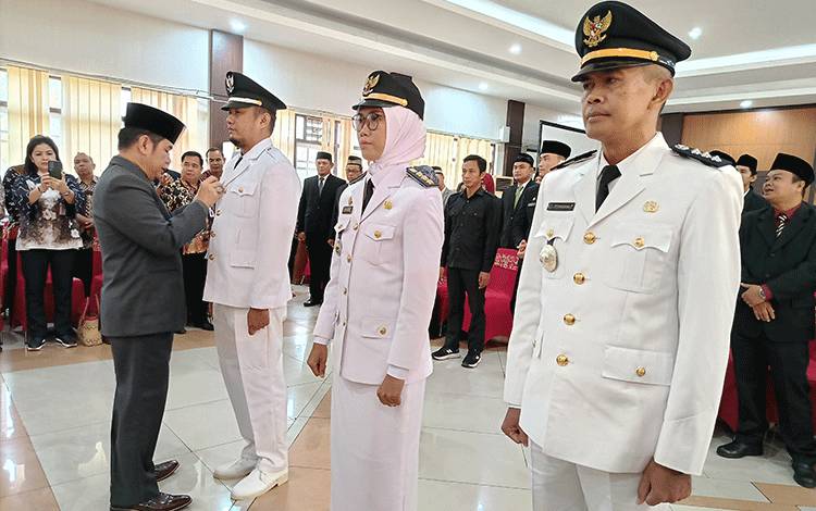 Bupati Barito Timur Lantik 82 Pejabat Administrator dan Pejabat Pengawas