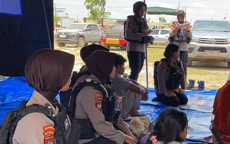 Polda Kalteng Lakukan Healing Trauma kepada Anak-anak PT HMBP