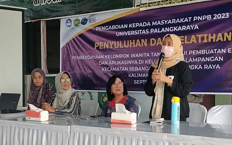 Kelurahan Kalampangan Sosialisasikan Eco Enzyme Kepada Kelompok Wanita Tani