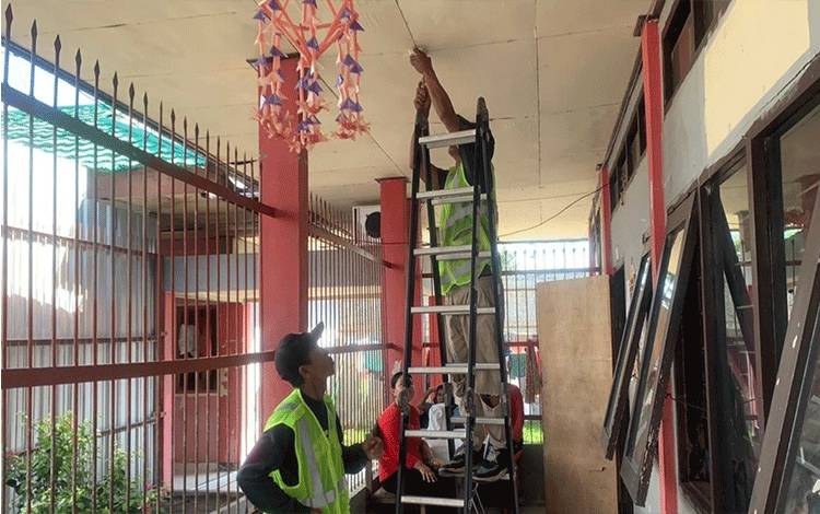 Tingkatkan Keamanan, Rutan Kapuas Tambah Instalasi Lampu di Blok Wanitb?