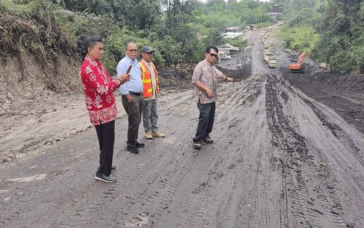 Ketua Komisi IV DPRD Kalteng Minta Pemerintah Perhatikan Jalan Antar Kabupaten Kota