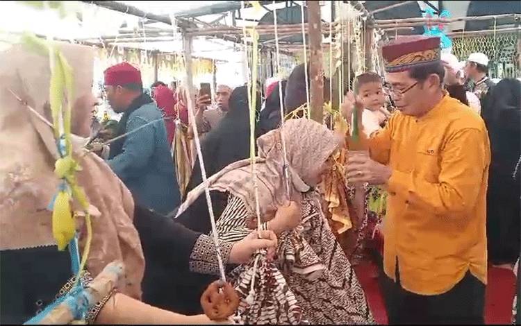 Maulid Nabi Muhammad di Masjid Baburahmah Diwarnai Tradisi Baayun