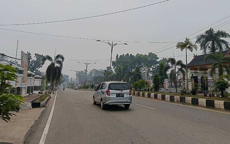 Kabut Asap Meningkat, SMAN 1 Tamiang Layang Ubah Jam Belajar