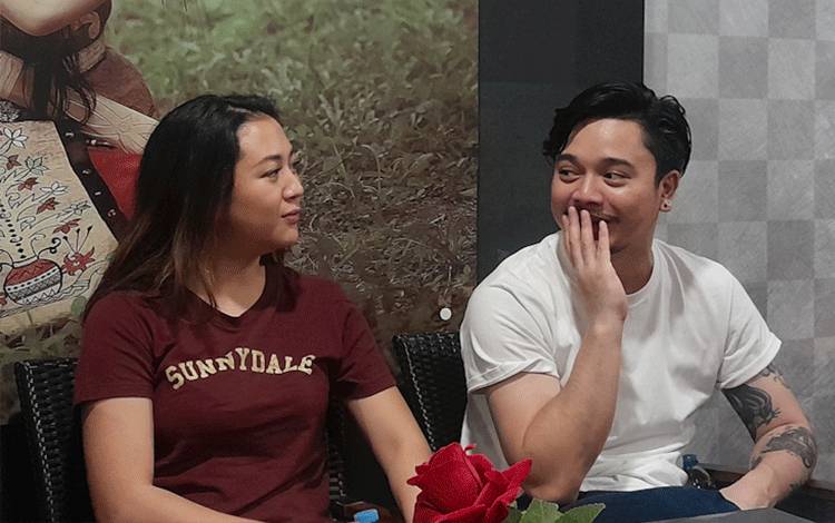 Sherina Munaf dan Derby Romero Ternyata Ketagihan Sayur Umbut Rotan dan Kandas Serai