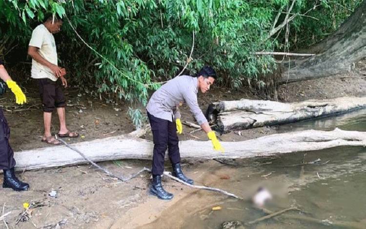 Bayi Dilahirkan di Jamban Sungai Lamandau