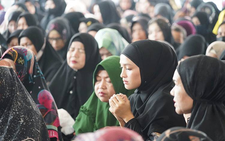 Ivo Sugianto Sabran Peringati Maulid Bersama Habib Muhammad Syahab