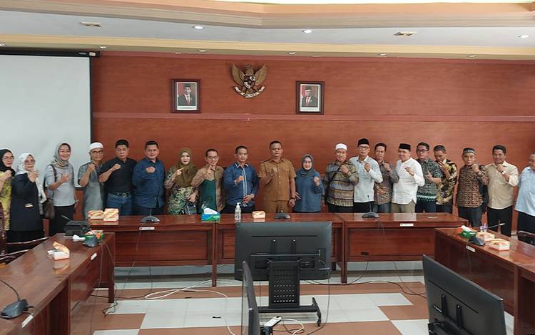 DPRD Kapuas Terima Kunjungan DPRD Hulu Sungai Utara