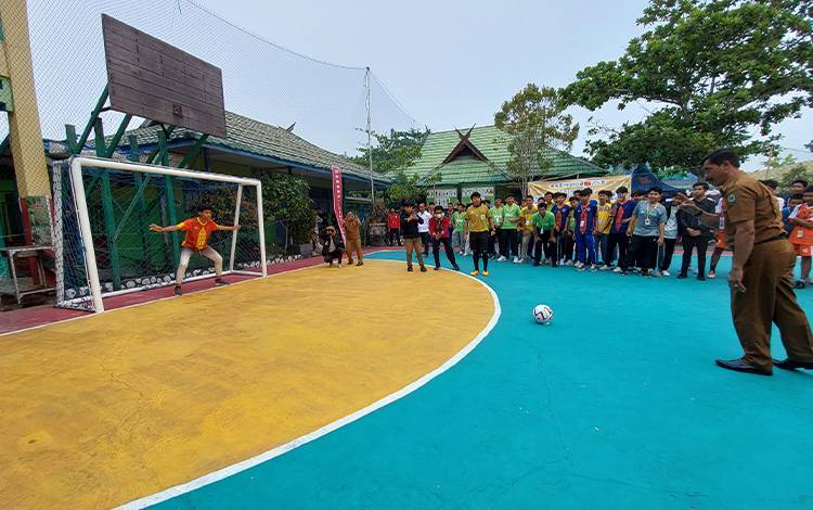 Puluhan Tim Berlaga di Turnamen Futsal MAN Cup XV Kapuas
