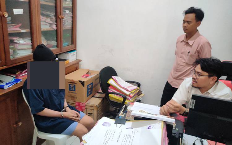 Seorang Muncikari di Sampit Mengaku Pernah Tawarkan Tiga Orang Dalam Satu Malam
