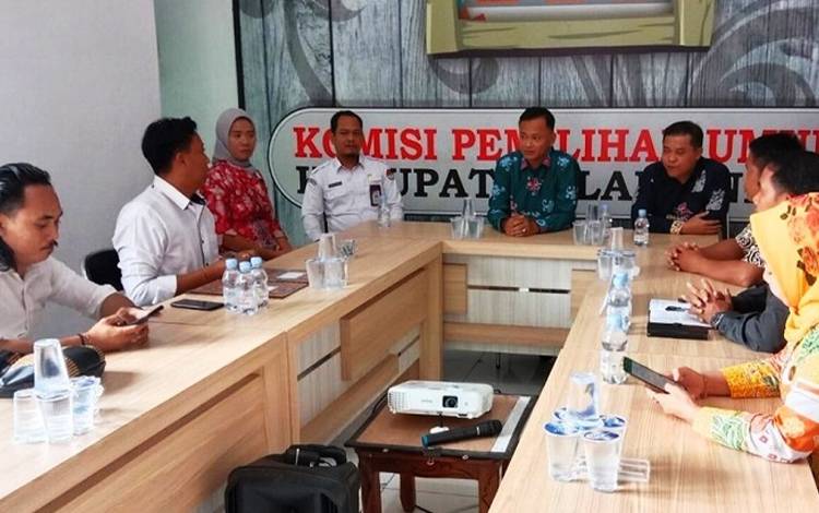 Bawaslu dan Polres Lamandau Datangi Kantor KPU  ?