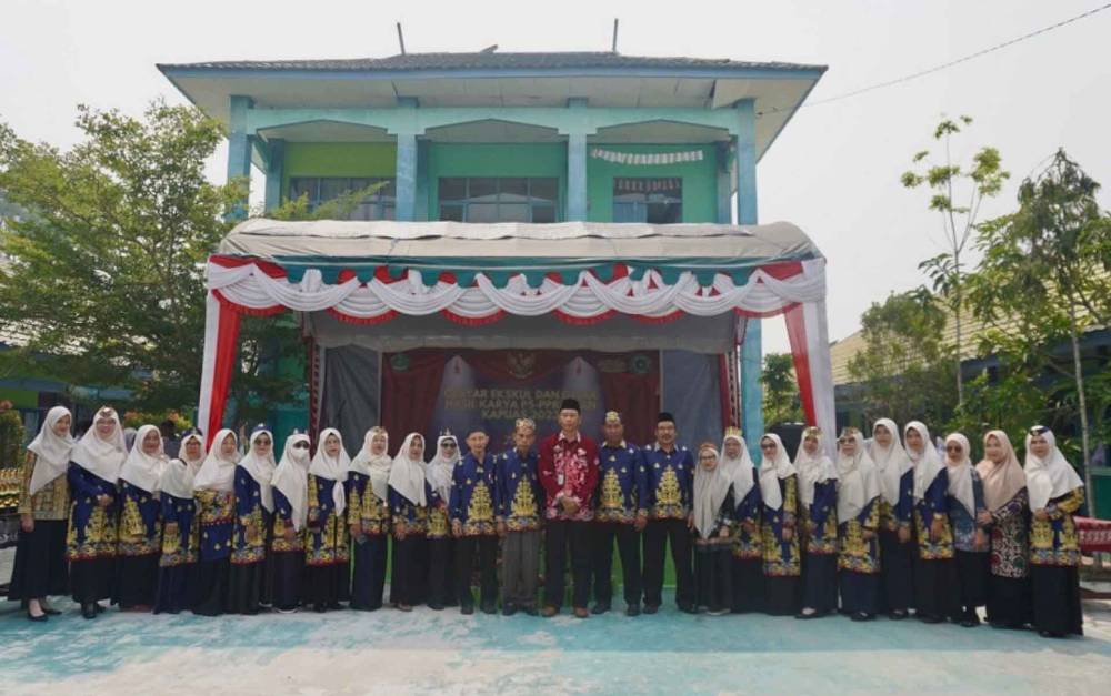 MAN Kapuas Gelar Gebyar Ekskul dan Bazar P5PPRA