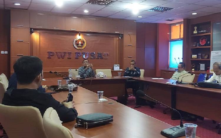 PWI Prioritaskan Pendidikan dan UKW