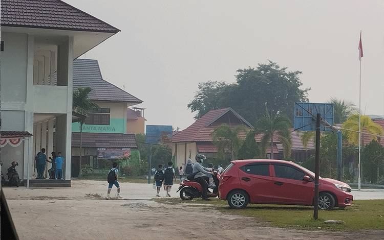 Kualitas Udara Berbahaya, Disdik Palangka Raya Liburkan Sekolah Tiga Hari