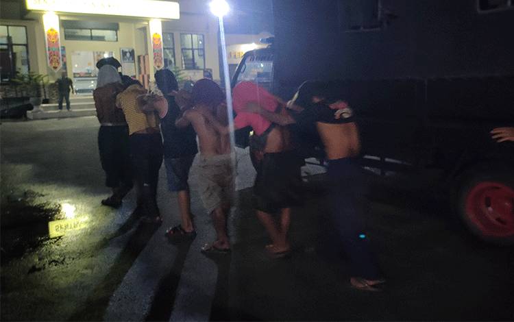 20 Orang Warga Bangkal yang Sempat Ditahan Polisi Telah Dibebaskan