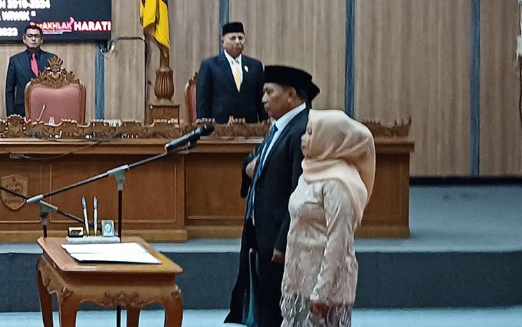 Ini Posisi yang Diamanahkan Kepada 2 PAW Anggota DPRD Kotim Baru Dilantik