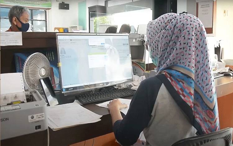 Suyuti Syamsul: Gejala Utama Penyakit Pernapasan Umumnya Batuk dan Sesak