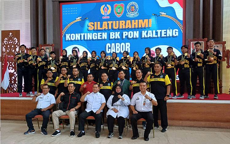 Bupati Kotim Bangga Kontingen Drum Band Lolos Babak Kualifikasi PON