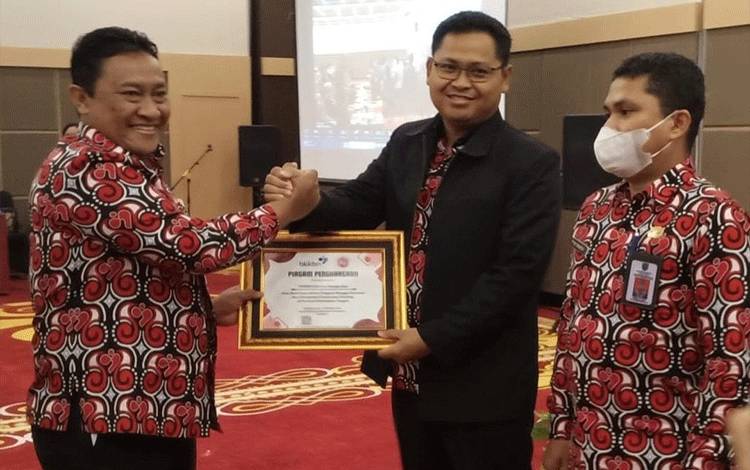 DisdaldukKBP3AM Palangka Raya Raih Penghargaan dari BKKBN RI