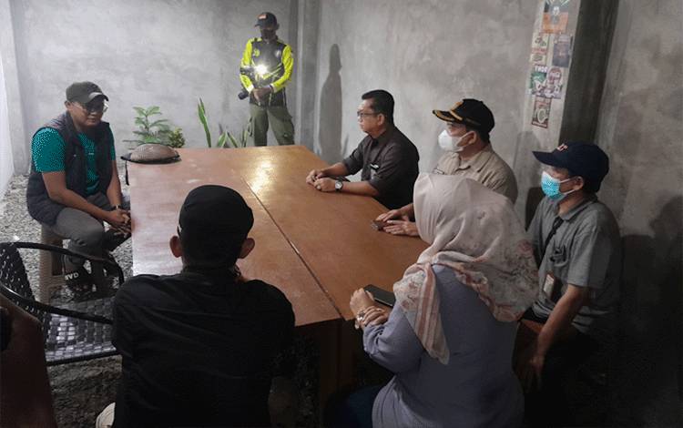 Meski Sempat Berselisih Tegang Dengan Pemilik Cafe, BPPRD dan Satpol PP Palangka Raya Tetap Tagih Kewajiban Pajak