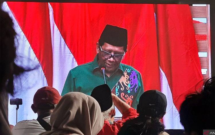 Mahfud Ingatkan PTUN Tidak Main-Main Kabulkan Gugatan Anwar Usman