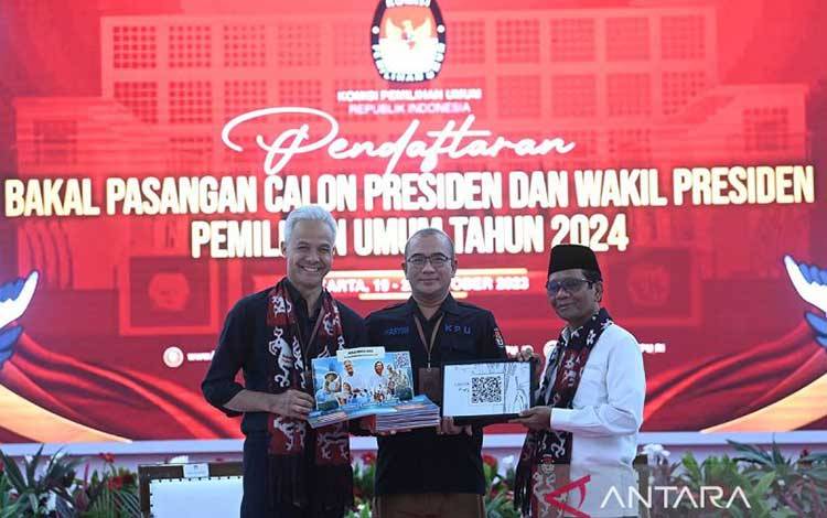 KPU RI Terima Berkas Pendaftaran Ganjar-Mahfud