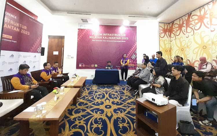 Pembangunan Rel Kereta Api Kalteng Ditunda?