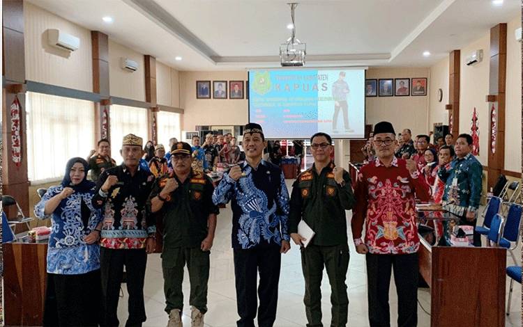 Satpol PP dan Damkar Kapuas Gelar Rakor Optimalkan Linmas