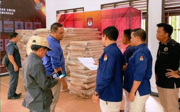 KPU Lamandau Terima 1.228 Bilik Suara Pemilu 2024