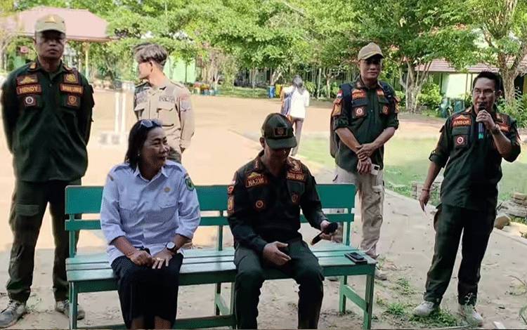 Kepala SMPN 3 Selat Apresiasi Satpol PP Sosialisasikan Pencegahan Kenakalan Remaja ke Pelajar