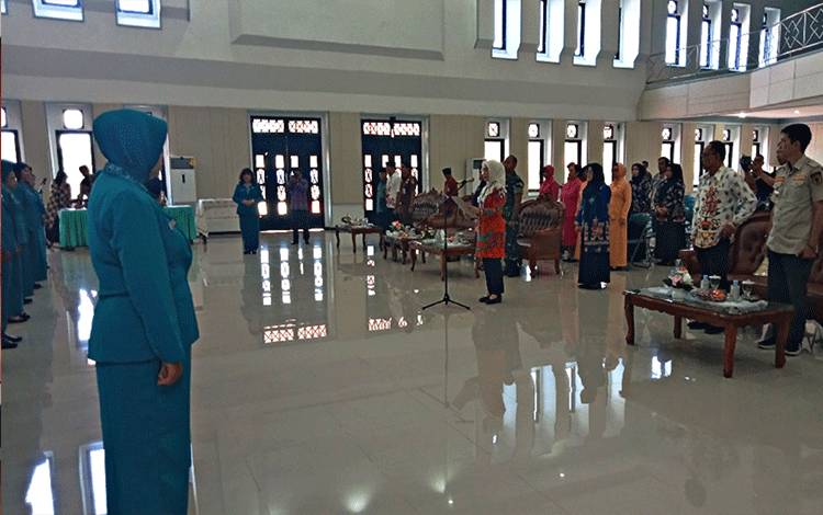 Pj Bupati Pulang Pisau Kukuhkan TP-PKK Pulang Pisau