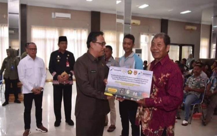 Ketua DPRD Kobar Apresiasi Penyaluran Bantuan Pompa Air Berbahan Bakar Gas