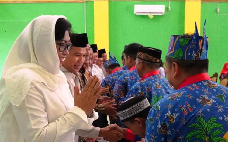 Penjabat Bupati Lepas Kafilah FSQ Lamandau  ?