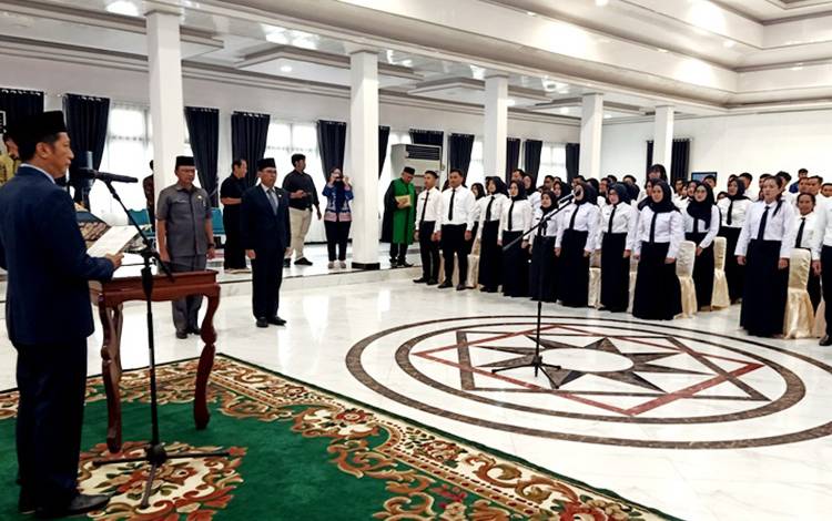 Pj Bupati Ambil Sumpah Janji Jabatan Fungsional PPPK Tenaga Teknis