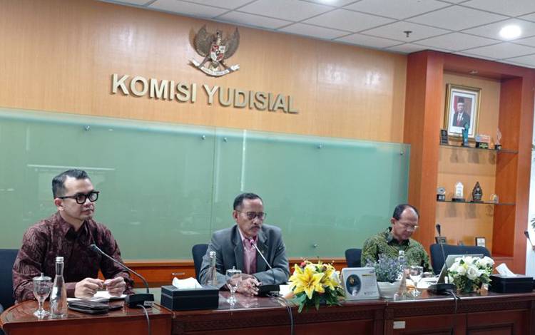 KY Usulkan 45 Hakim Langgar Kode Etik Dijatuhi Sanksi