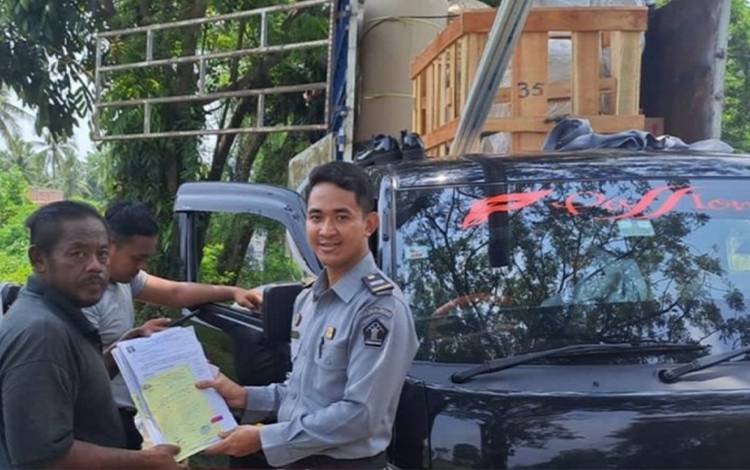 Rutan Kapuas Terima Bantuan Lampu Emergency, Instalasi Air Bersih dan Kompor dari Ditjenpas