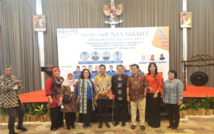 Profesor Kehutanan USU Hadiri Seminar Internasional the Second UNJA Smart Internasional Conference