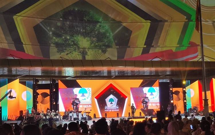 Jokowi: Mestinya Pertarungan Gagasan Bukan Perasaan