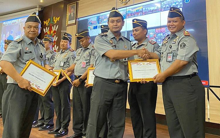 Rutan Tamiang Layang Terima Penghargaan Pelayanan Berbasis HAM Tahun 2023