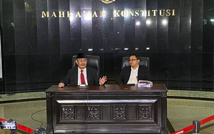 Anwar Usman Tak Bisa Ajukan Banding Usai Diberhentikan dari Ketua MK